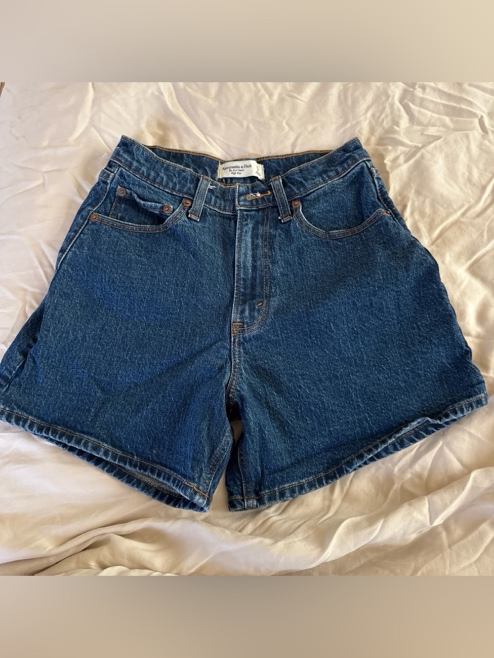 SOLD Abercrombie and fitch the dad short size 25/0